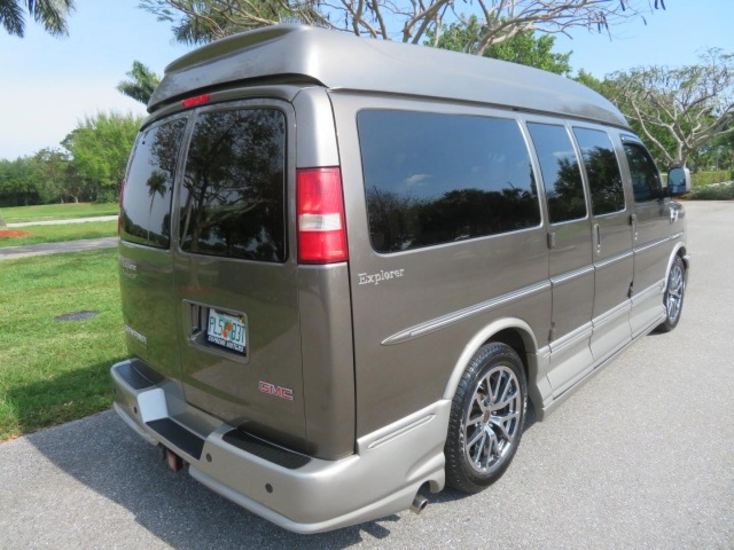 2013 /Beige Two Tone GMC Savana RV G1500 3LT (1GDS7DC45D1) with an 5.3L V8 OHV 16V engine, 4-Speed Automatic transmission, located at 4301 Oak Circle #19, Boca Raton, FL, 33431, (954) 561-2499, 26.388861, -80.084038 - You are looking at a Gorgeous 2013 GMC Savana 1500 High Top Conversion Van Explorer Limited SE Package Handicap Wheelchair Conversion Van with 72K Original Miles, Side Entry Braun Millennium Series Wheelchair Lift, Rubber Floor, Q-Straint Tie Down System, Navigation, Back Up Camera, Huge flat Screen - Photo#24